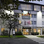 水星佛巴驰中央酒店 酒店 福尔巴克