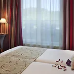 水星佛巴驰中央酒店 酒店