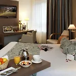 酒店 水星佛巴驰中央酒店 3*