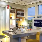 酒店 水星佛巴驰中央酒店 3*