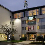 水星佛巴驰中央酒店 3* 福尔巴克