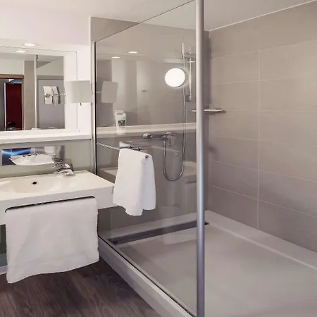 Mercure Centre De Loisirs فندق