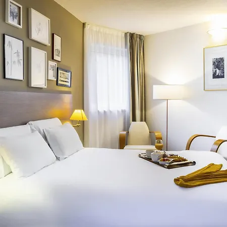Mercure Centre De Loisirs فندق