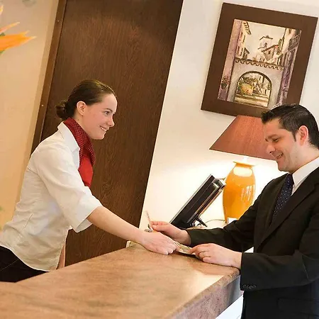 Mercure Centre De Loisirs فندق 3*