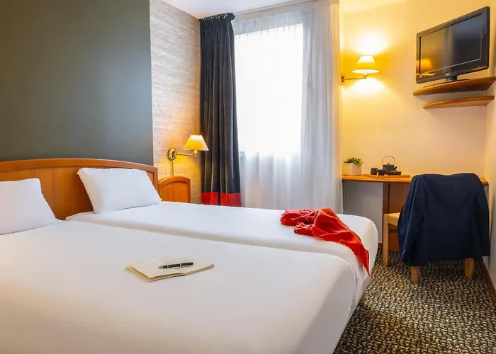 Mercure Centre De Loisirs Форбаш