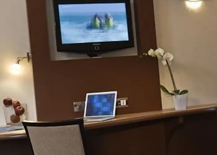 Mercure Centre De Loisirs 3*