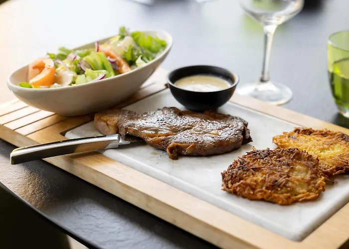 Отель Mercure Centre De Loisirs 3*