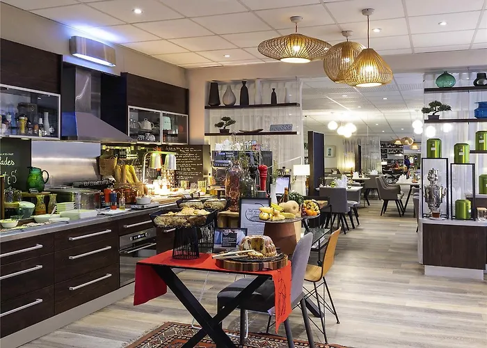 Mercure Centre De Loisirs 3*